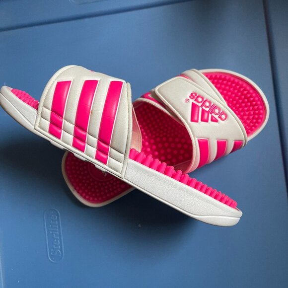Pink and White Adidas Slides with massage nubbs. Kids Size 3 - Picture 5 of 5